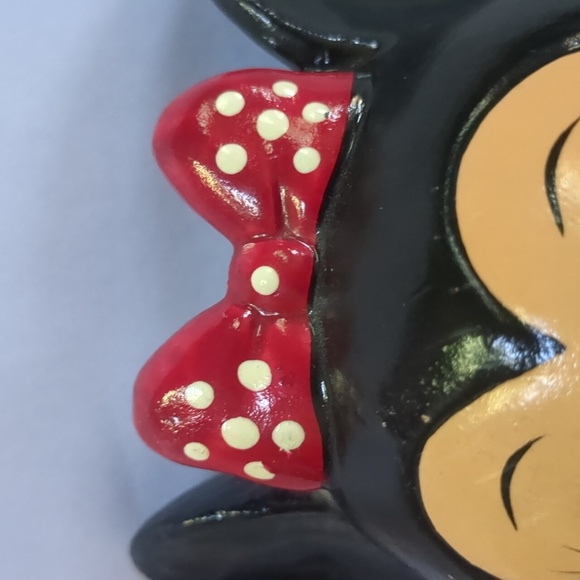 Vintage 1968 DISNEY* Minute Mouse coin back complete w/ original rubber stopper - Picture 17 of 17